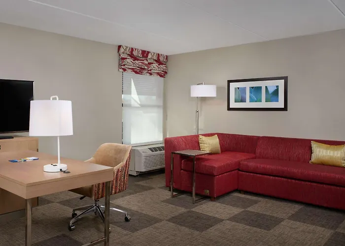 Hampton & On Shea Blvd Hotel Scottsdale