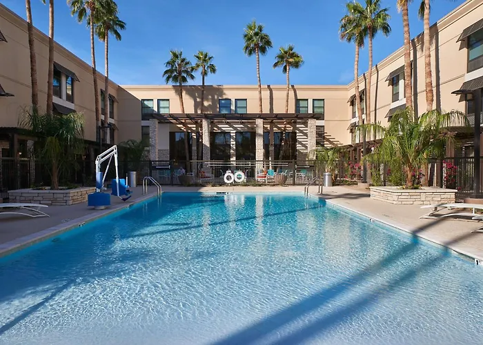 Hotel Hampton & On Shea Blvd Scottsdale