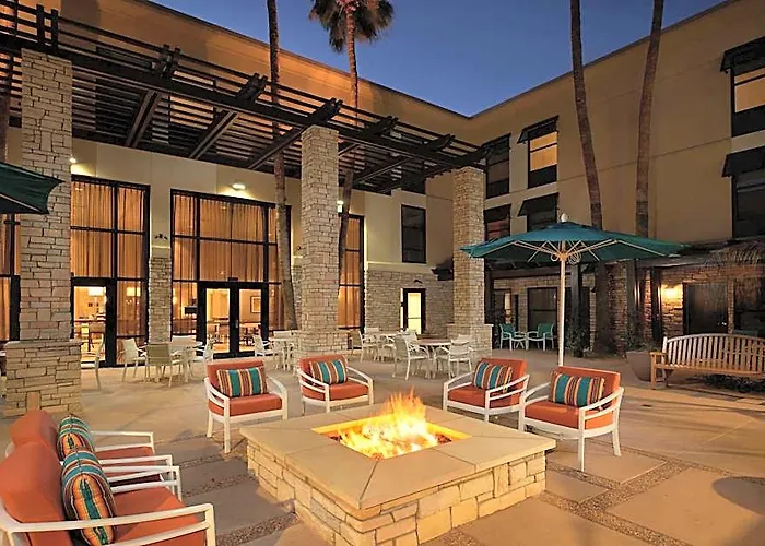 Hampton & On Shea Blvd Hotel 3*