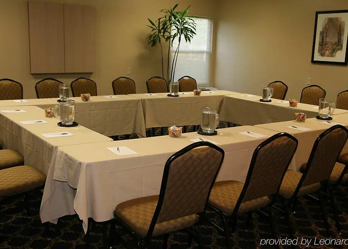 Hotel Hampton & On Shea Blvd 3*