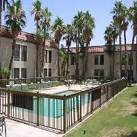 Hampton & On Shea Blvd 3*